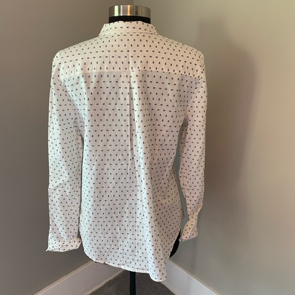 Navy & White Chevron Pattern Linen Button Down - Picture 3 of 6